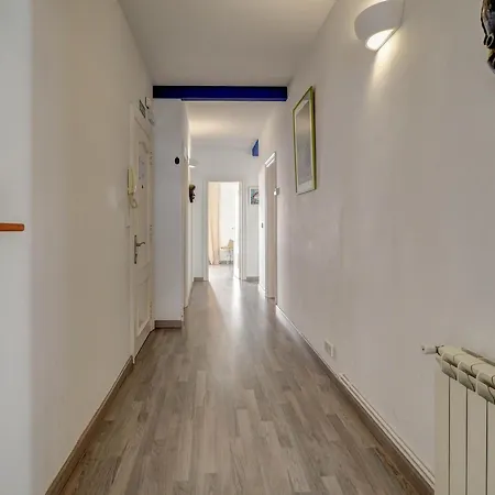 The Lilium By Hello Homes Sitges