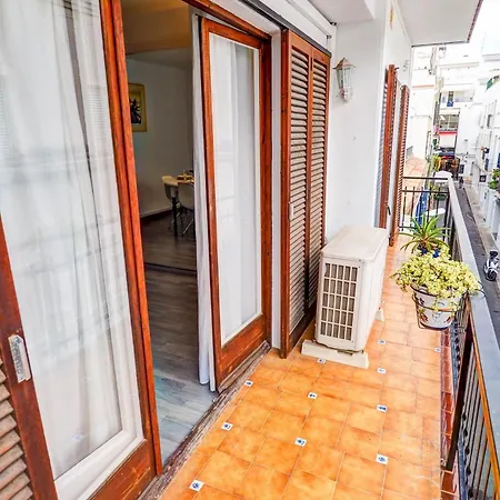 The Lilium By Hello Homes Sitges