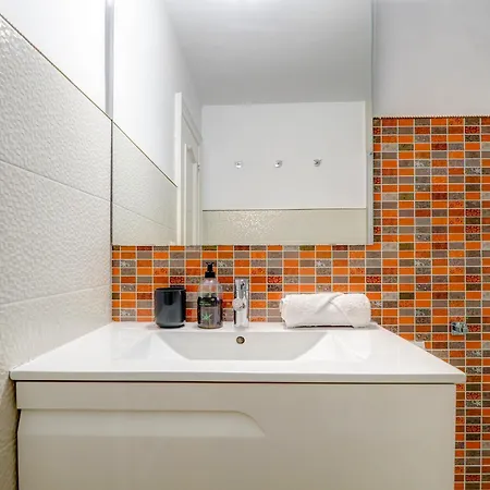 דירה The Lilium By Hello Homes