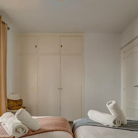 The Lilium By Hello Homes * Сиджес