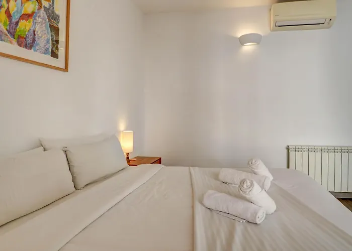 The Lilium By Hello Homes * Sitges